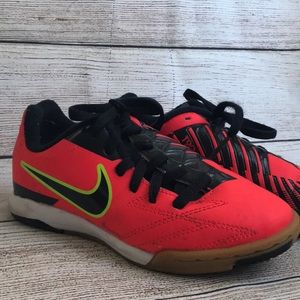 Nike Indoor Toddler Soccer Shoes. Indoor cleats.